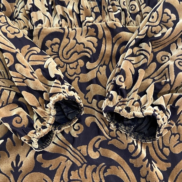 Boohoo Plunge Neckline Dress NWOT - Picture 3 of 7